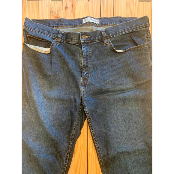 Jos A Bank 1905 jeans - like new - 40W 32L - Picture 2 of 11